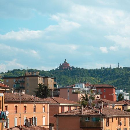 Appartamento Accogliente Con Vista San Luca Bologna Exterior photo